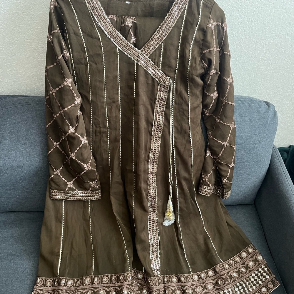 New 3 piece Pakistani Indian suit